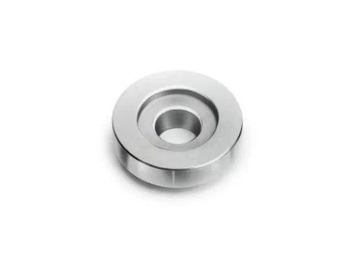 Chopper Knife Bushing 060015 for Claas machinery, durable metal construction, designed for secure and efficient performance in agricultural equipment.